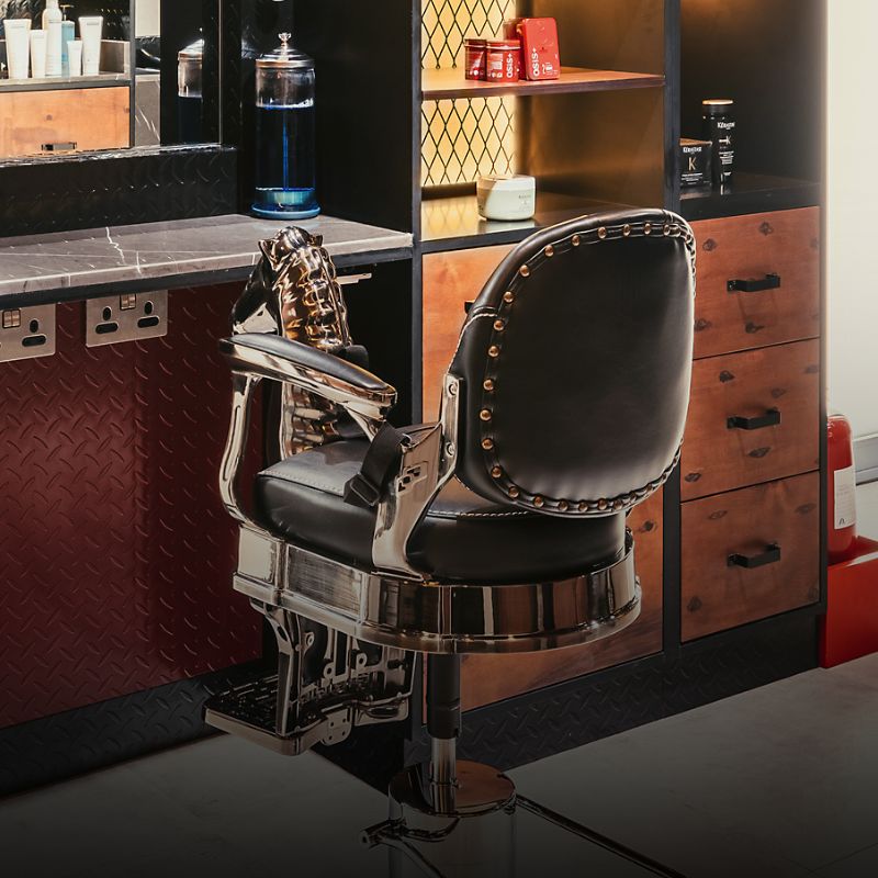 The junior hairstyling chair at Jazz Lounge Spa La Mer branch.
