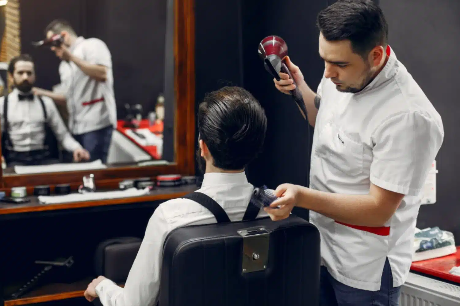From Classic Cuts to Modern Styles — Best Barber Services in Dubai by Jazz Lounge Spa
